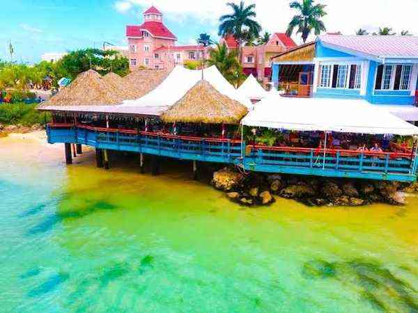 Oceans 11 Watering Hole Ocho Rios Jamaica - open air bar ocean view live music