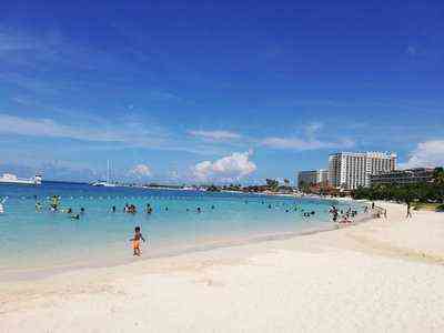 Turtle Beach on Ocho Rios Bay with soft sand and views of the harbour